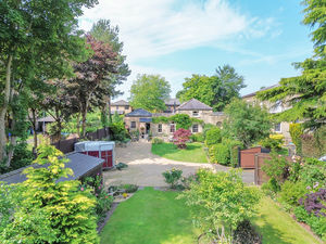 Photo 1- click for photo gallery